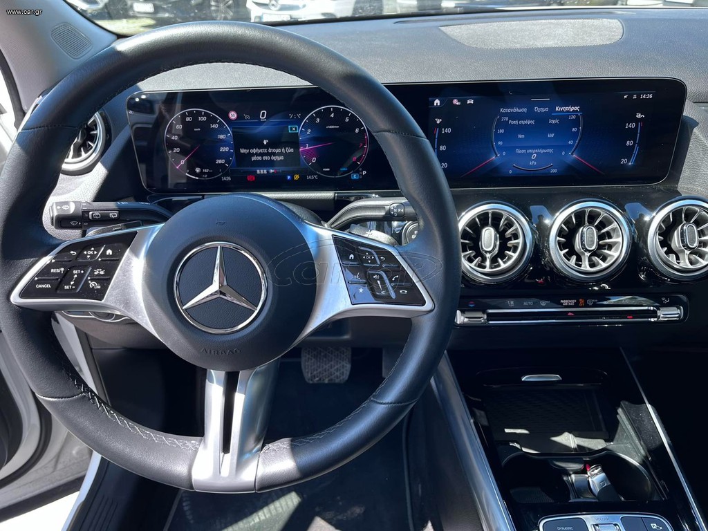 Mercedes-Benz GLA 200 2024 FACELIFT ADVANCED PLUS 8